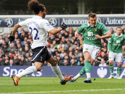 newcastle turn heat on spurs in top four battle