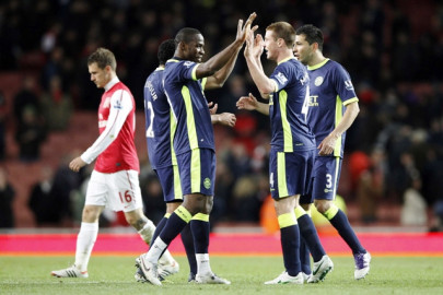 football wigan stun arsenal to ease drop worries