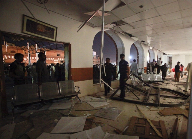 lahore railway blast lahore railway blast