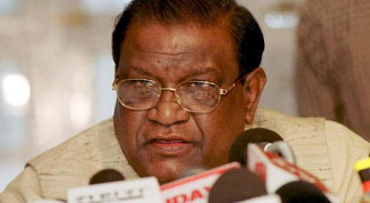 top indian politician jailed for four years in bribe case