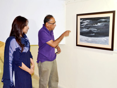 father daughter exhibit art work