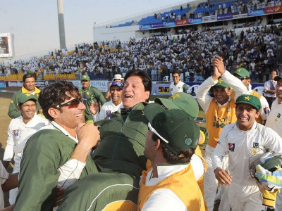 cricket snubbed mohsin offers a helping hand