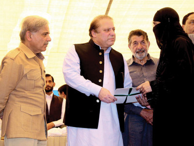 for judiciary s sake nawaz invites people to join his long march for judiciary s sake nawaz invites people to join his long march