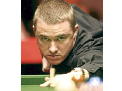 hendry packs his cue away