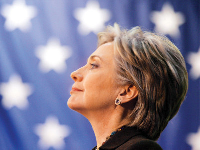 clinton lands in india to breathe life into ties