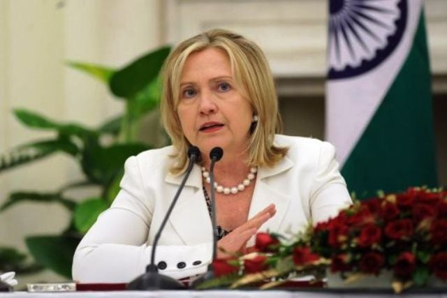 clinton seeks to narrow gaps with india clinton seeks to narrow gaps with india