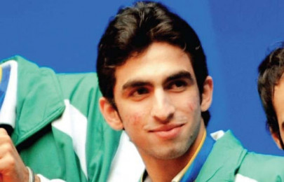 squash atlas sails into junior event s semis