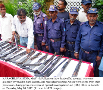 sham e less siu arrests four guards from alleged fake security company sham e less siu arrests four guards from alleged fake security company