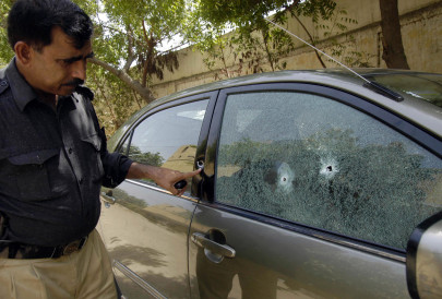 target killing 2 killed 2 injured in bahadurabad target killing 2 killed 2 injured in bahadurabad