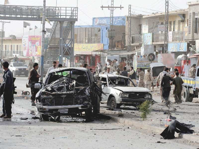 tribal insurgency fc convoy attacked with car bomb in quetta
