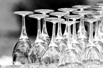 last orders algeria state closes tap on bars