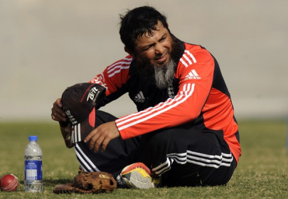 cricket mushtaq unlikely to get the job