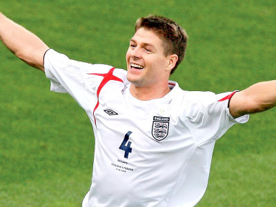 euro 2012 gerrad gets the captain s arm band ferdinand overlooked