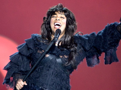 donna summer dies aged 63
