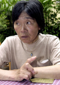 japanese becomes oldest woman to ever scale mount everest