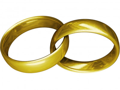 consumer court shop owners sued for not delivering wedding clothes