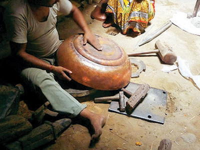 once buzzing with its brass business peetal gali is breathing its last once buzzing with its brass business peetal gali is breathing its last