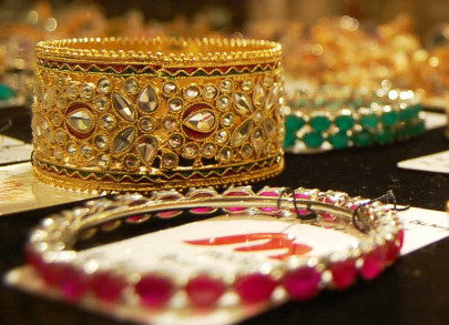 gold diggers 11 suspects arrested for robbing jewelry shop gold diggers 11 suspects arrested for robbing jewelry shop