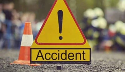three killed in karachitraffic accidents