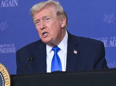 trump says currency swap with uae possible