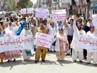 quetta cracks down on striking doctors