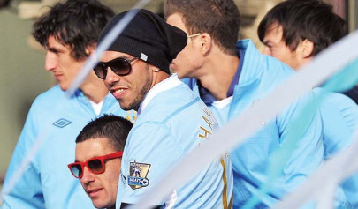 football evra hits out at tevez