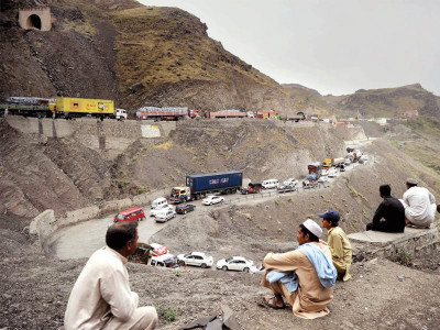 chicago summit general allen plays down urgency of nato deal