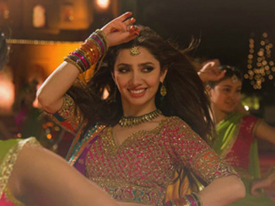 mahira s matkas and jhatkas prove she s the greatest marketeer in pakistan mahira s matkas and jhatkas prove she s the greatest marketeer in pakistan