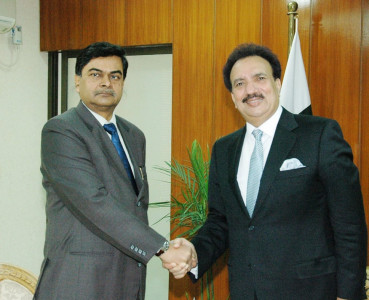 india s evidence against hafiz saeed to be reviewed rehman malik india s evidence against hafiz saeed to be reviewed rehman malik