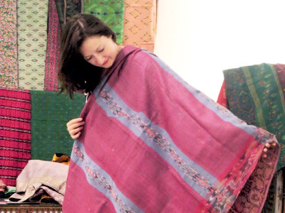 social enterprise exhibition that aims to aid rural women in india social enterprise exhibition that aims to aid rural women in india