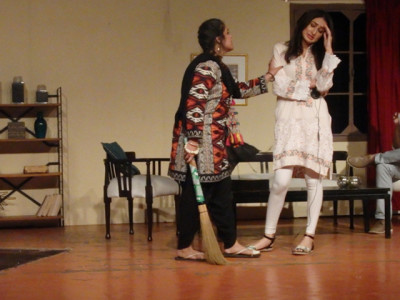 parday kay peechay a humourous unveiling of pakistani society