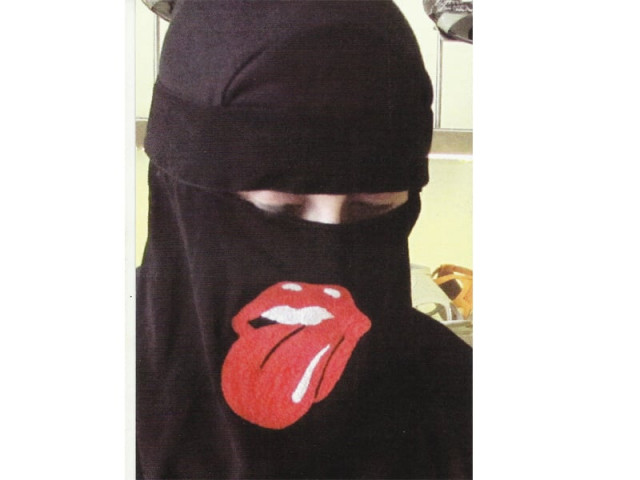 lahore artist rips the veil away from stereotypes by using one lahore artist rips the veil away from stereotypes by using one