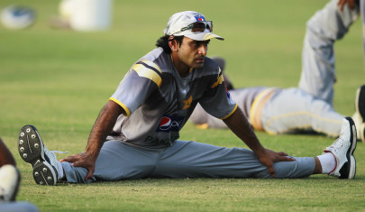 cricket give hafeez time to shine says manager cricket give hafeez time to shine says manager