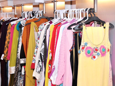 elle mint pret celebrating one year elle mint pret celebrating one year