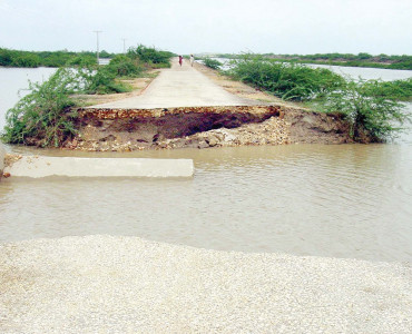 encroachers prevent fortification of river embankment putting residents of latifabad at risk