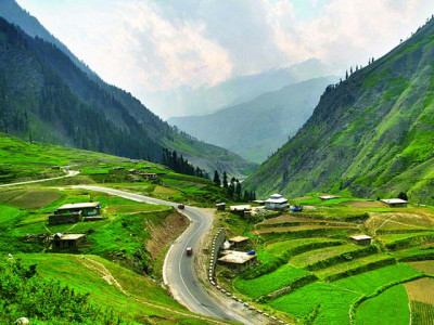 here s pakistan raw and real through the lens of a smartphone