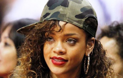 rihanna scraps her britain trip
