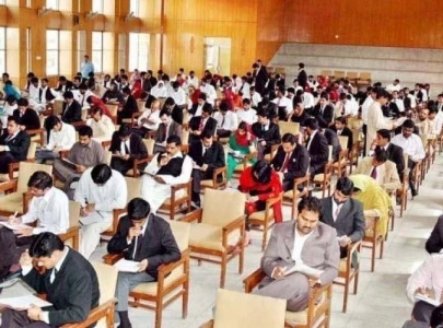 govt holds line on css age limit