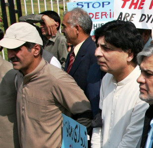 pml n stage sit in demand elections announcement pml n stage sit in demand elections announcement