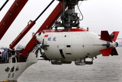 china submersible to plumb new ocean depths