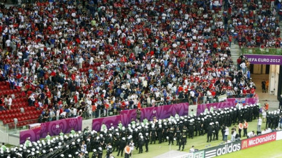 euro 2012 uefa condemns poland russia violence