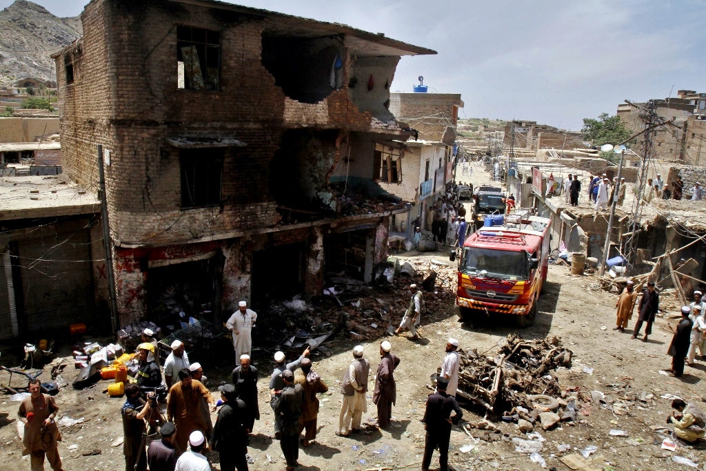 26 killed 57 injured in blast at landi kotal market