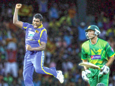 pak vs sl crumbling under lights pak vs sl crumbling under lights