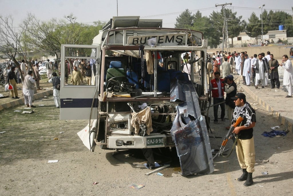 quetta violence bomb attack on bus kills five students