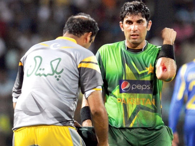 cricket bruised pakistan look for improvement cricket bruised pakistan look for improvement