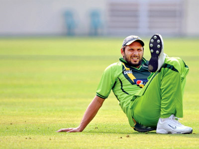 d j vu afridi considers retirement once again