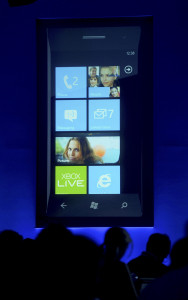 microsoft shows off windows for smartphones