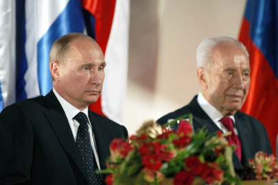 israel asks russia to act on iran syria