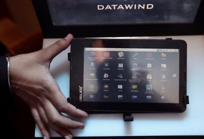 india readies upgrade of world s cheapest tablet