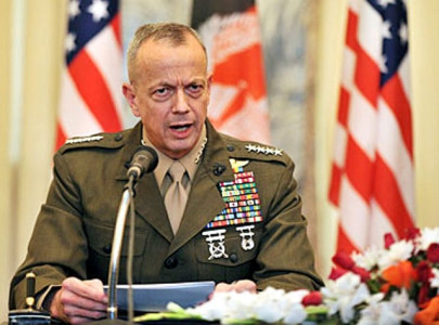 us commander to fly to pakistan officials